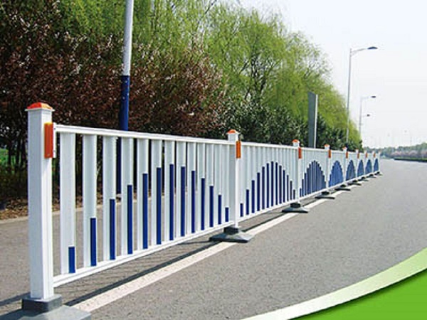 交通護(hù)欄 J24