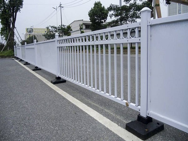 交通護(hù)欄(廣告牌護(hù)欄) J06